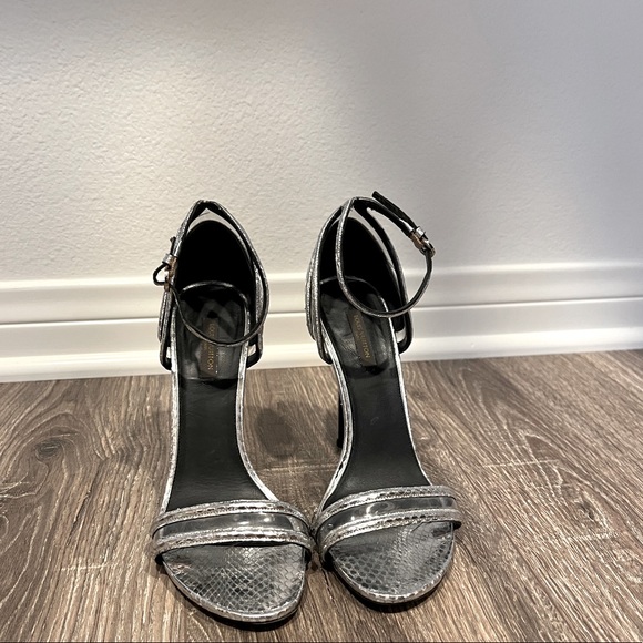 Louis Vuitton heels size 38 - Picture 2 of 4